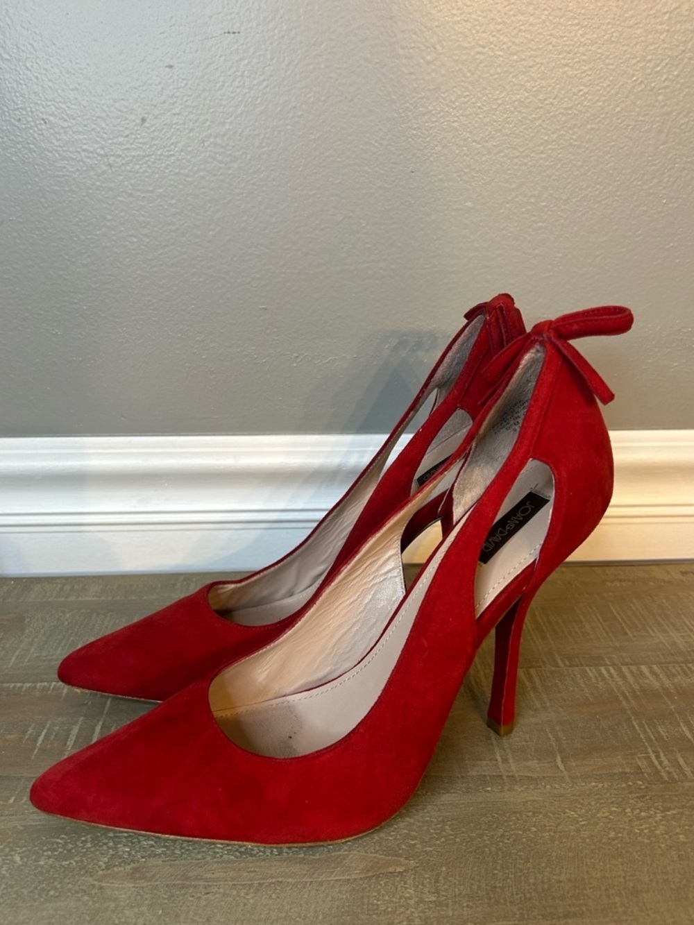 Joan & David Women’s Red Leather Pointy Toe Stiletto Heels, Size 9.5